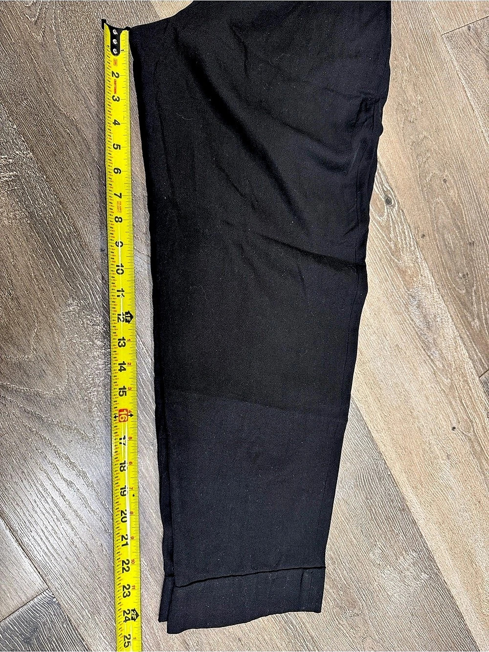 Everlane Black Cropped Pleated Trousers Size 0 - Picture 6 of 6